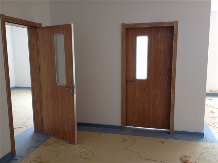 豪森養老院專用門